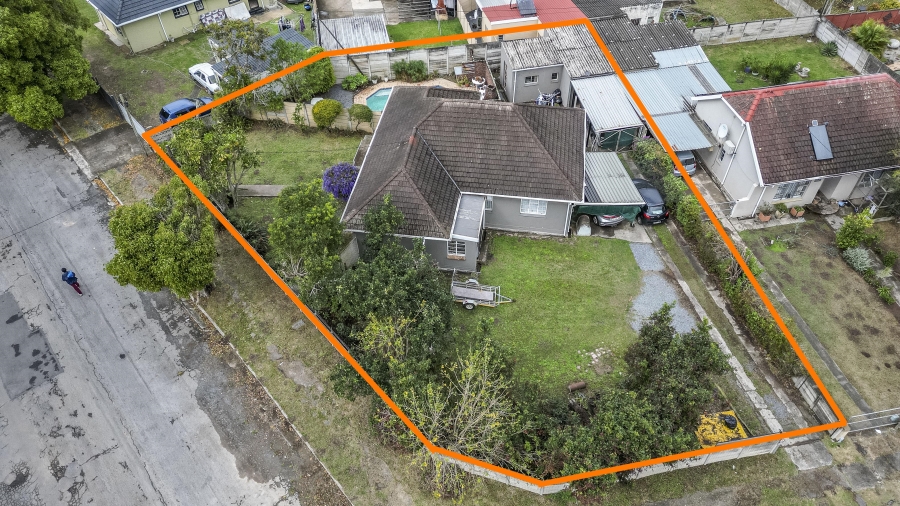 3 Bedroom Property for Sale in Cambridge West Eastern Cape